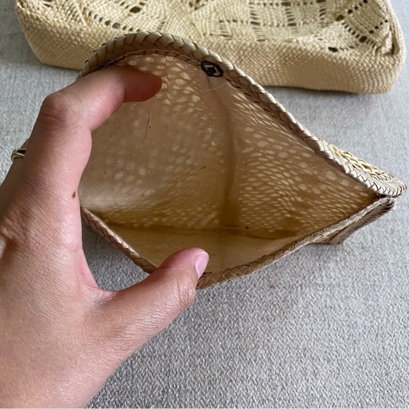 Tan Woven Straw Shoulder Bag With Wallet - Picture 5 of 6